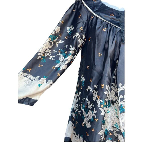 Black Satin Floral Garden Tunic Shift Dress 3/4 Sleeves MEDIUM Erdem Style - Picture 2 of 7